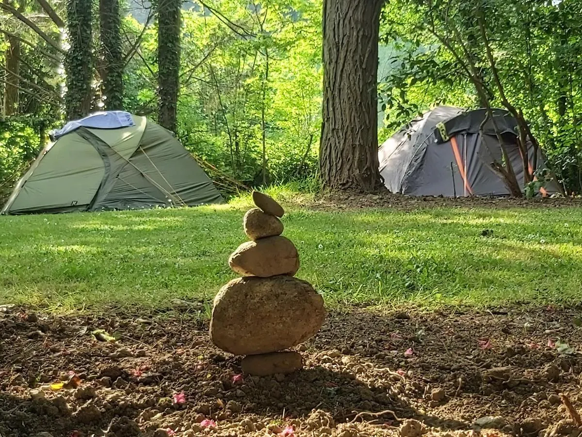Camping Les Buis Hotel Fougax-et-Barrineuf Campsite