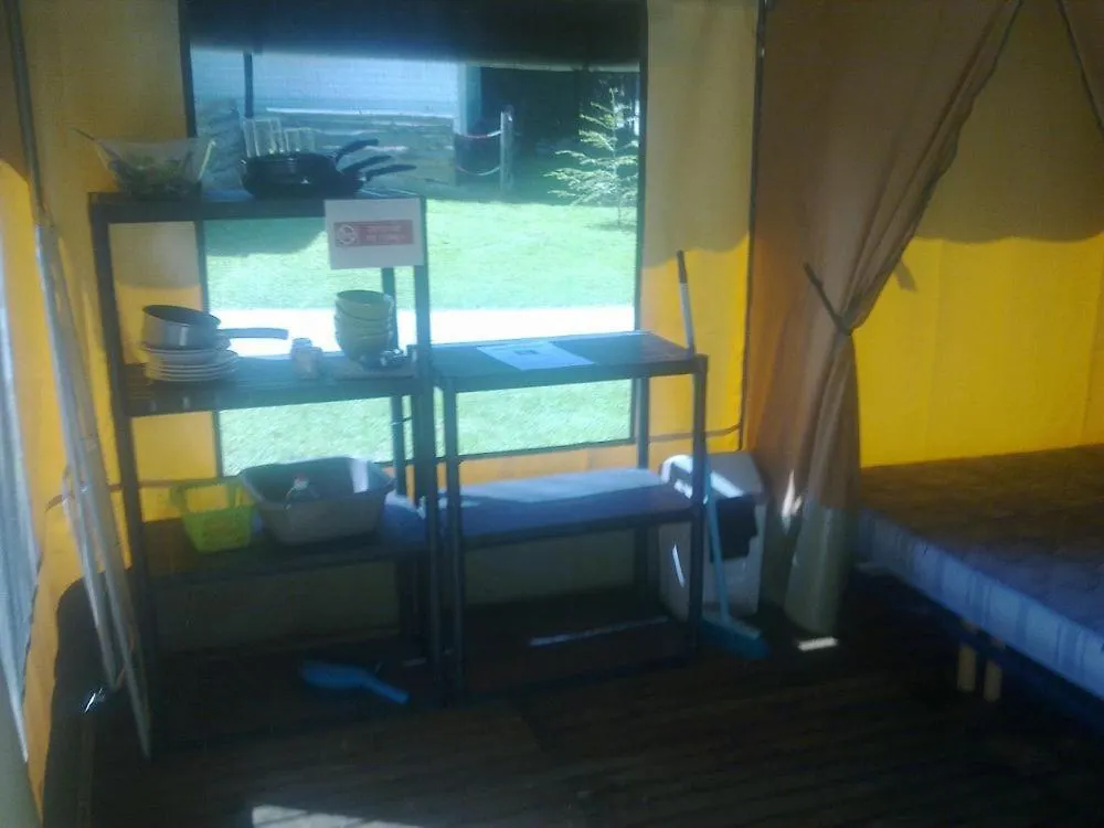 Camping Les Buis Hotel Fougax-et-Barrineuf